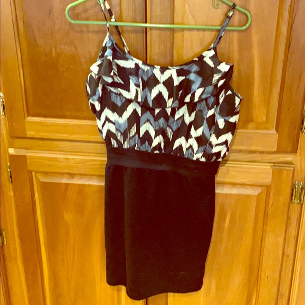 Women’s Ruffle Dress L